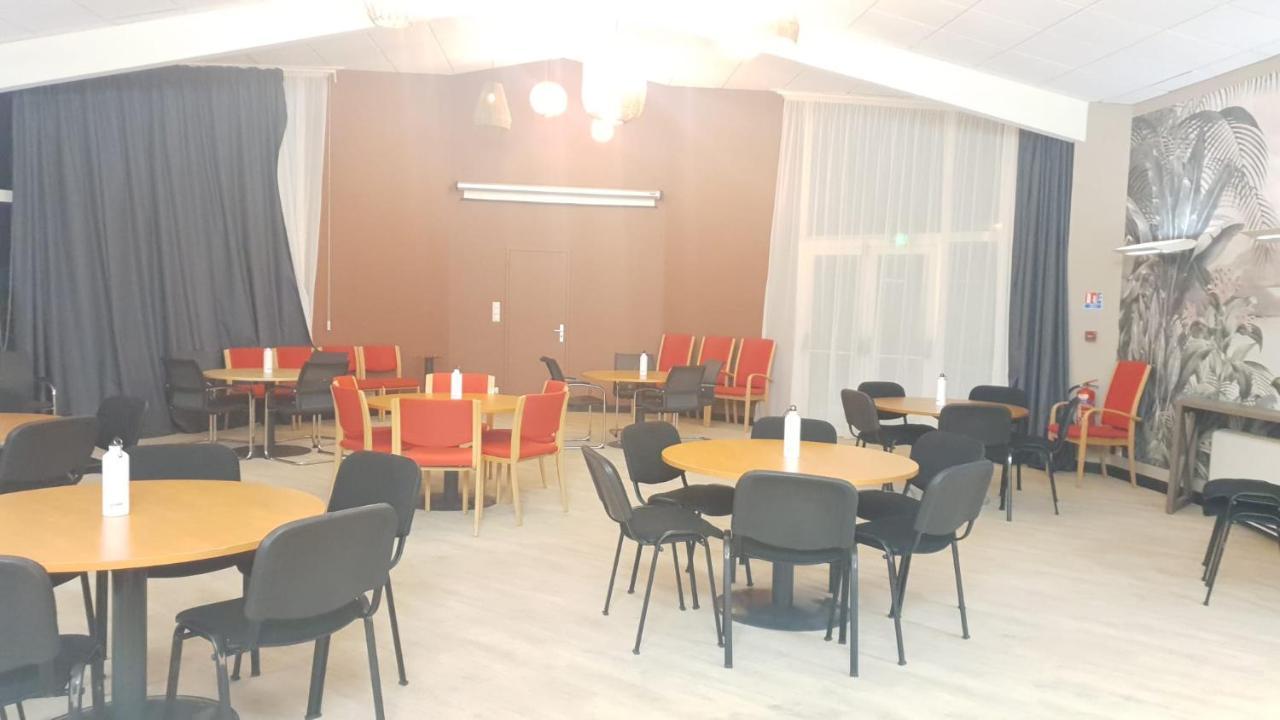 Greet Hotel Castres Saix Saix  Exterior photo