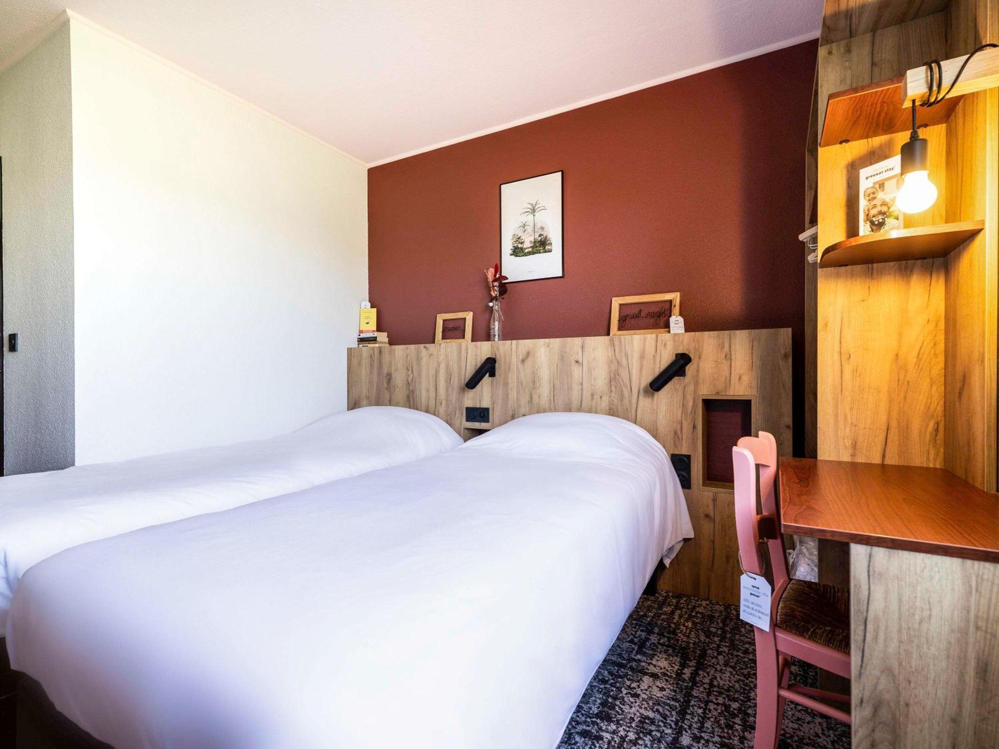 Greet Hotel Castres Saix Saix  Exterior photo