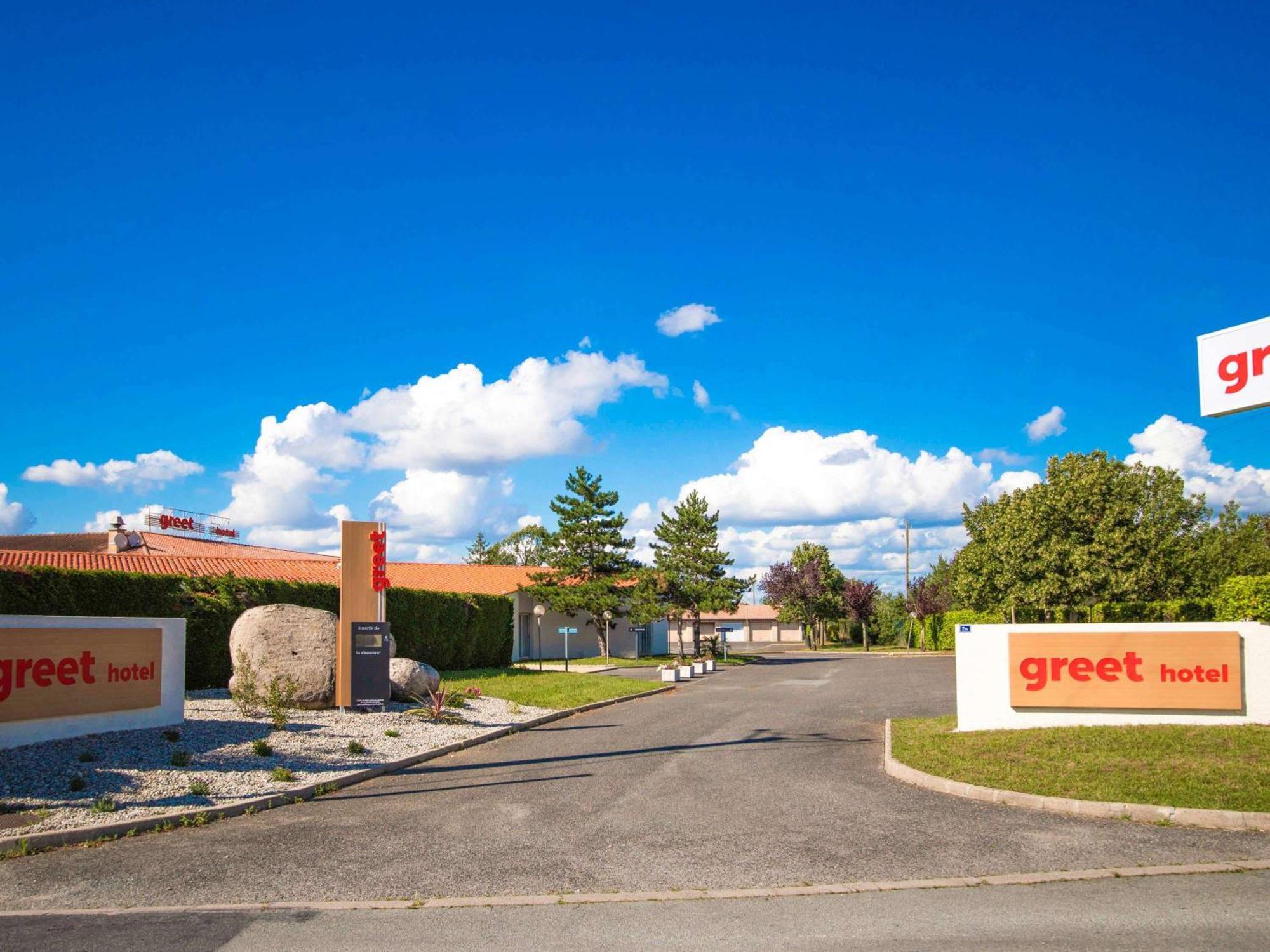 Greet Hotel Castres Saix Saix  Exterior photo